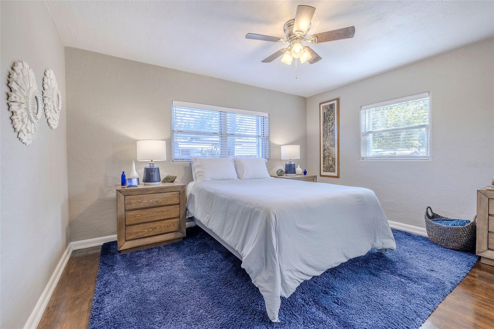 MONTCLAIR MANOR - Residential