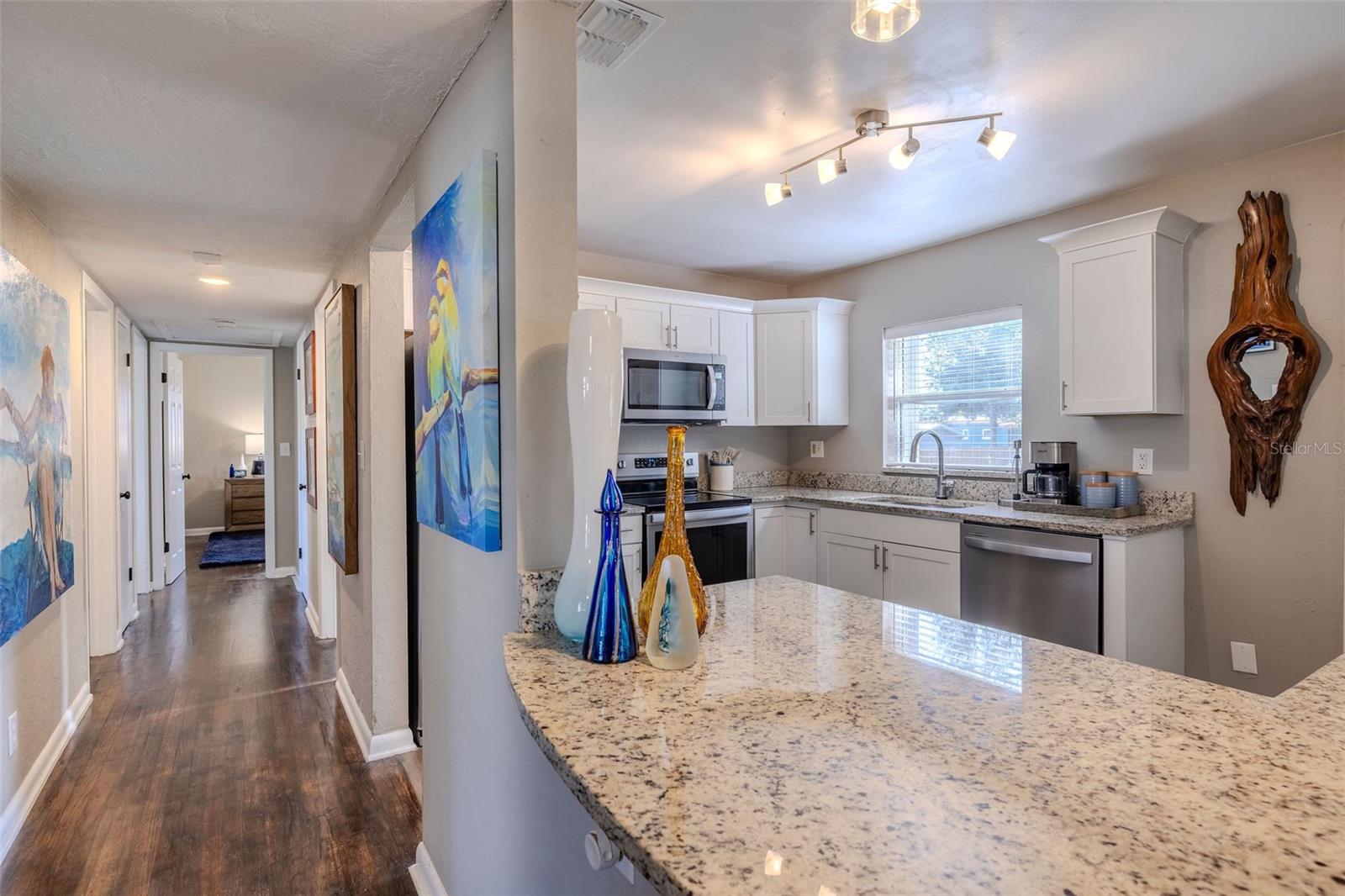 MONTCLAIR MANOR - Residential