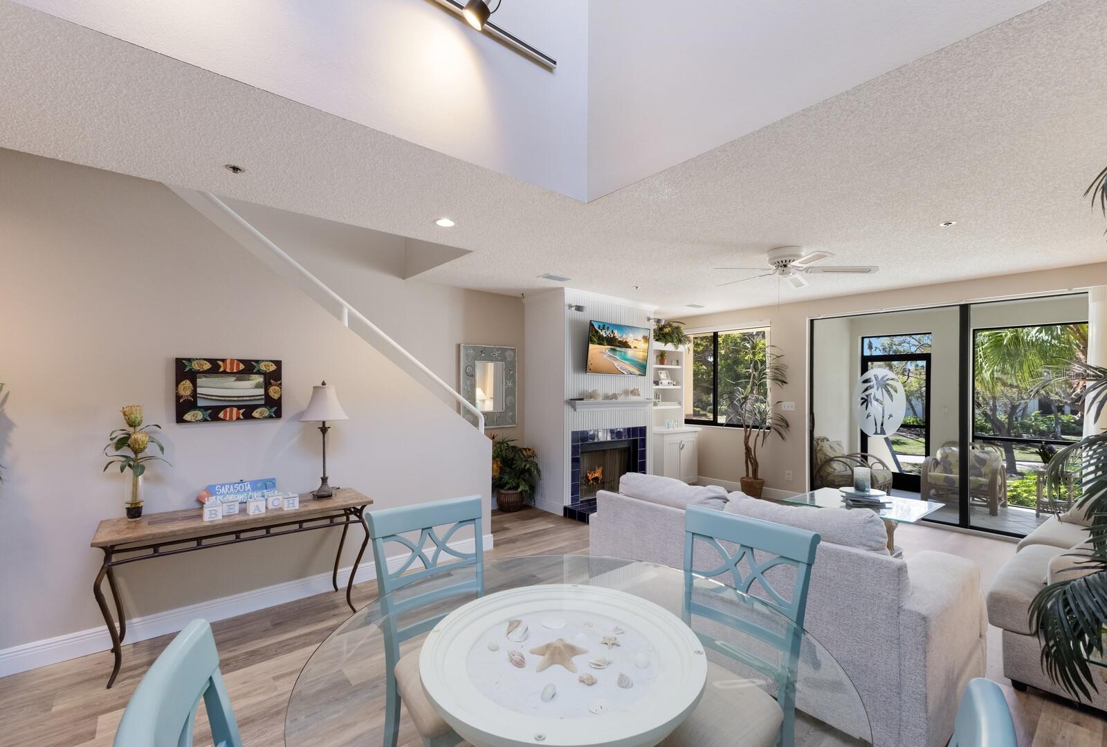 1912 HARBOURSIDE DRIVE 602