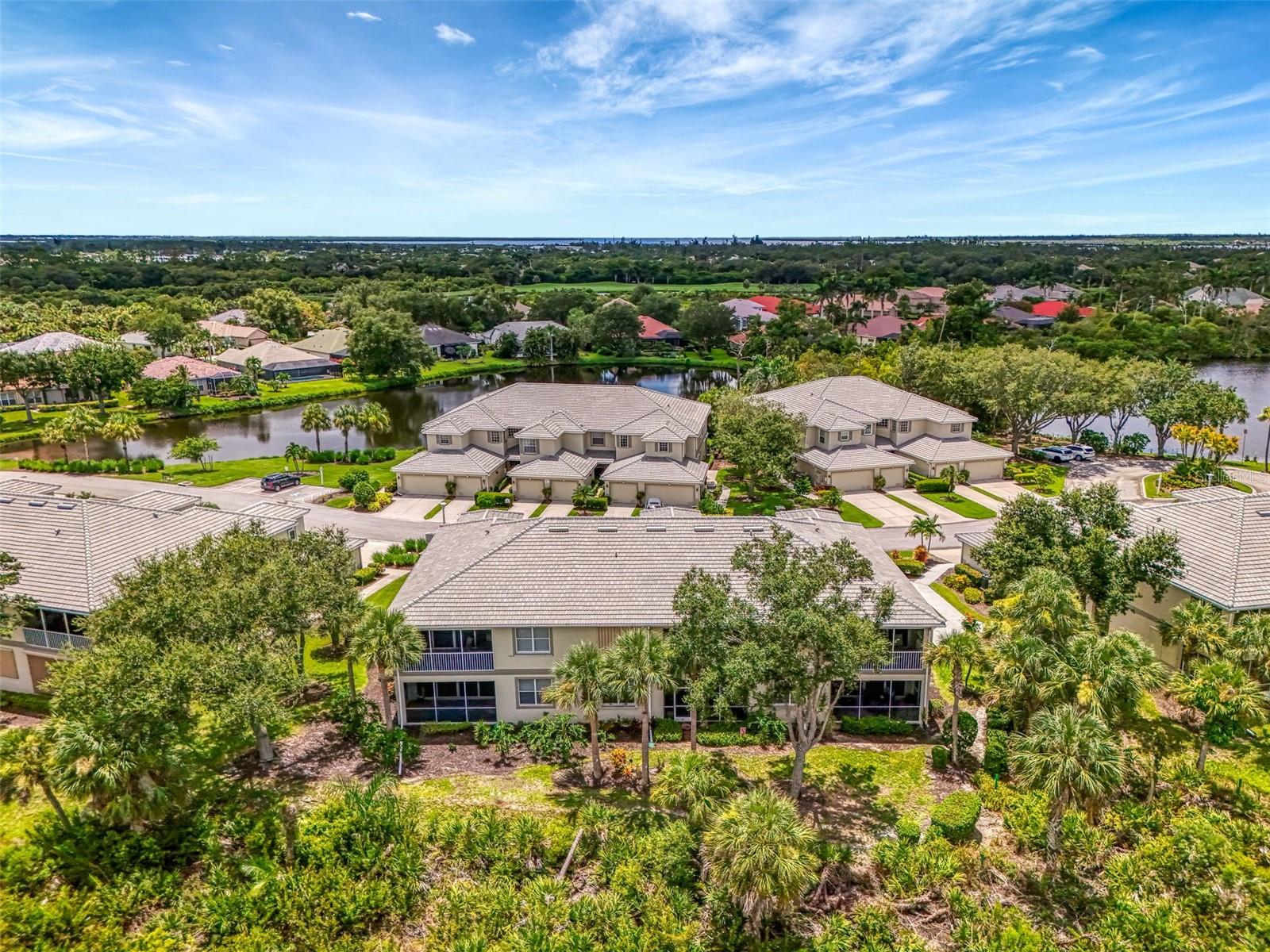 RIVERWOOD - Residential