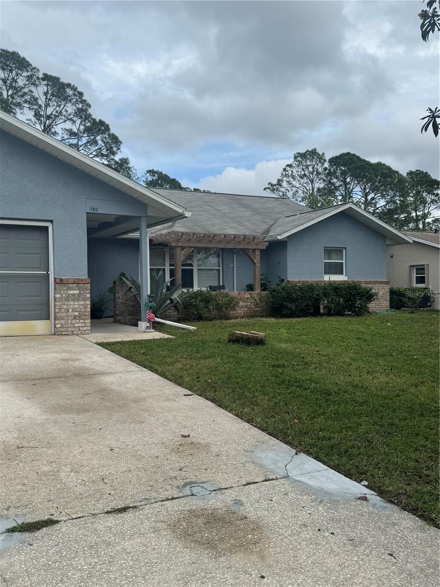 180 BEECHWOOD LANE
