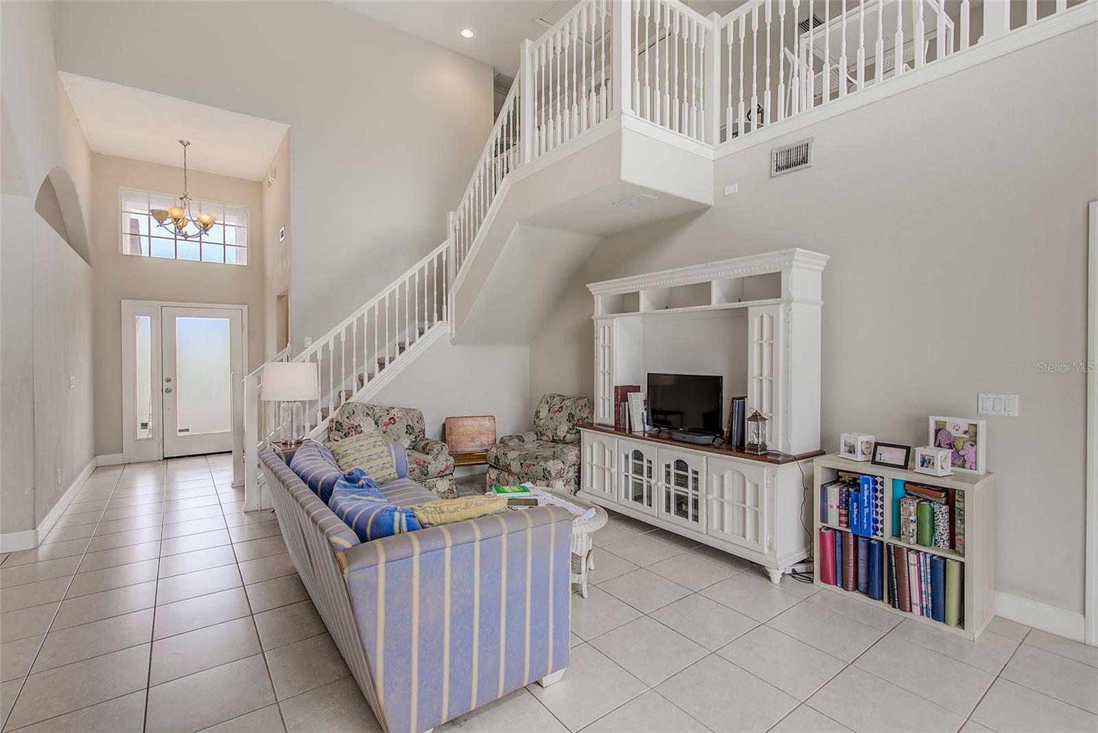2424 CARAWAY DRIVE