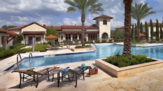 GOLDEN OAK FLORIAN PARK CONDOMINIUM - Residential