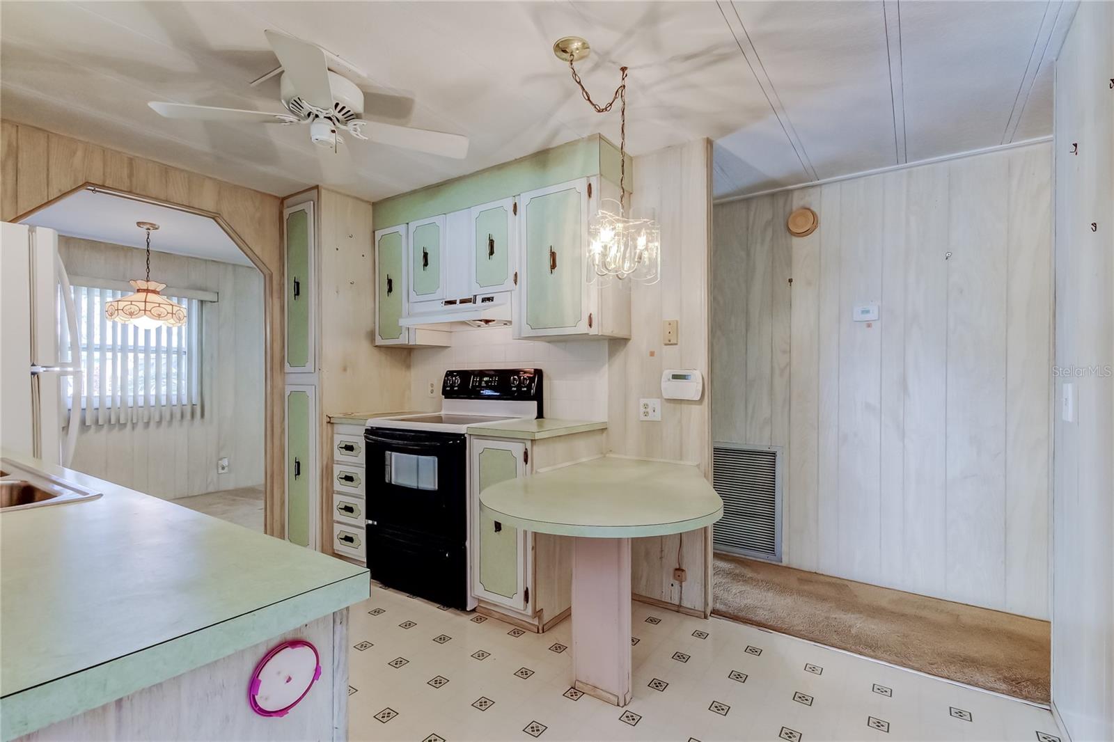 TIPPECANOE VILLAGE UNREC - Residential