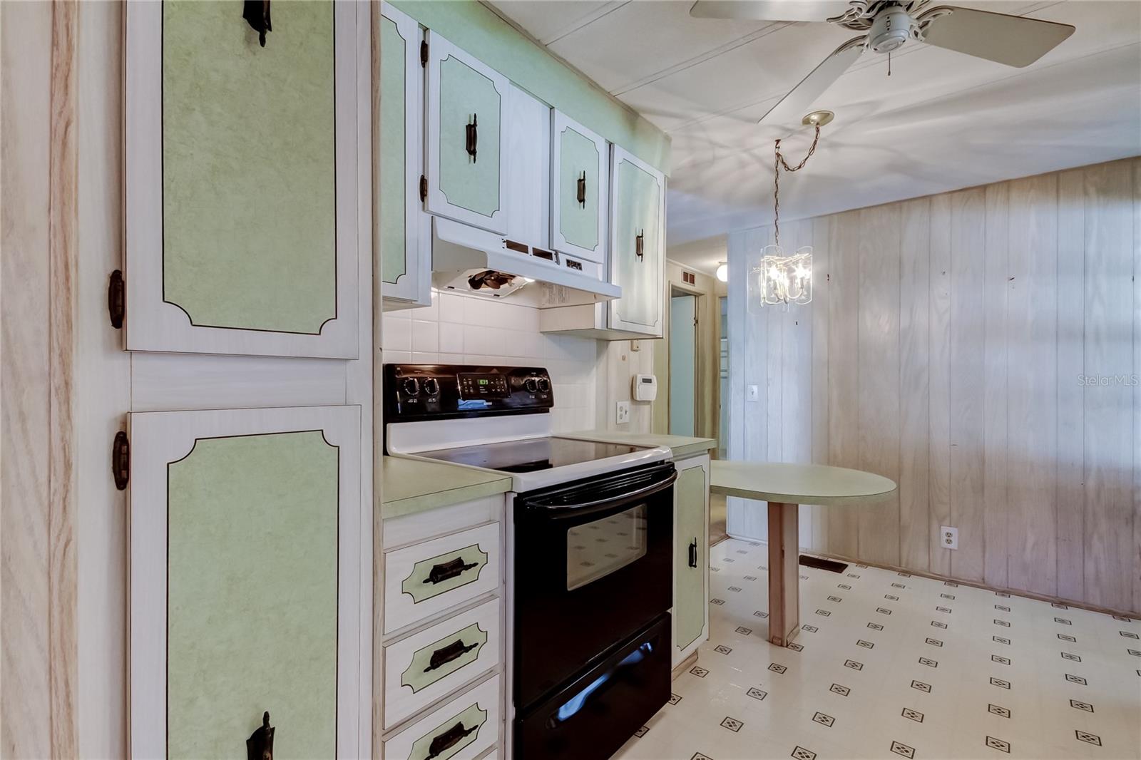 TIPPECANOE VILLAGE UNREC - Residential