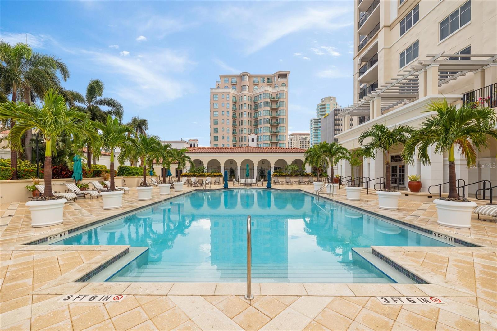PARKSHORE PLAZA CONDO - Residential Lease