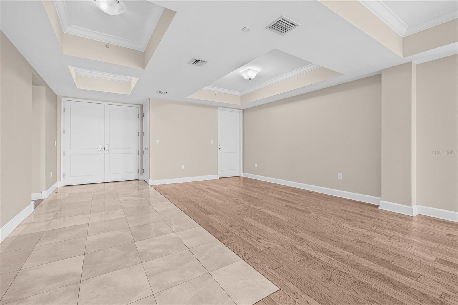 PARKSHORE PLAZA CONDO - Residential Lease