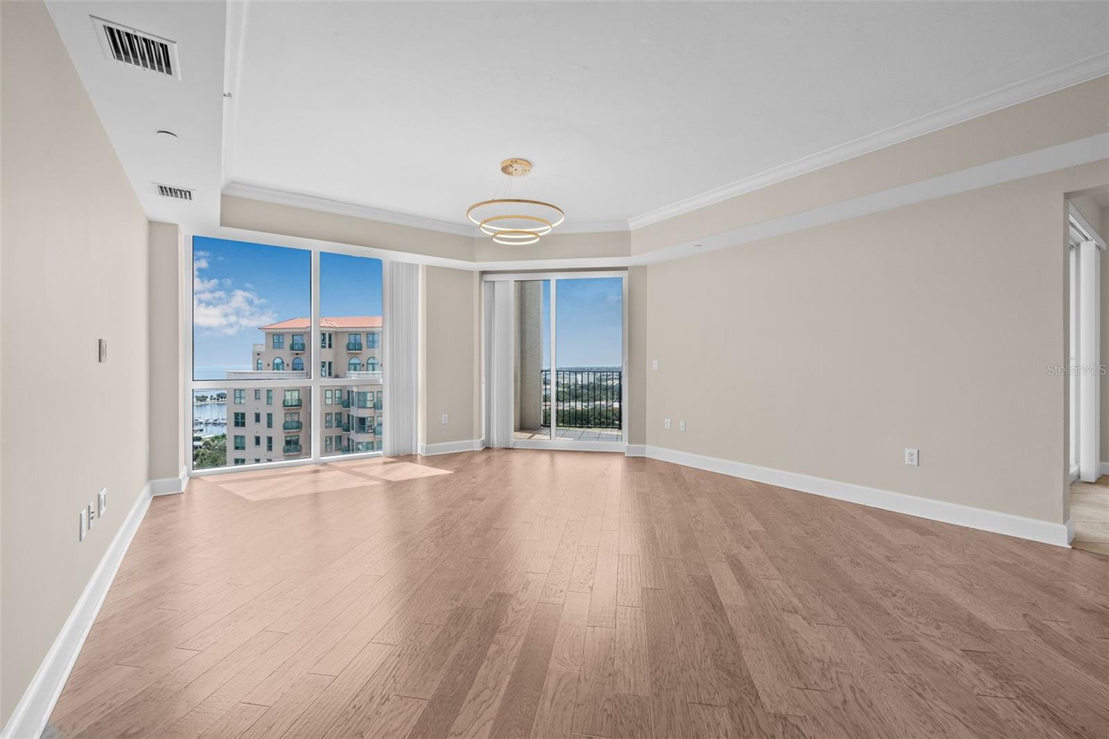 PARKSHORE PLAZA CONDO - Residential Lease