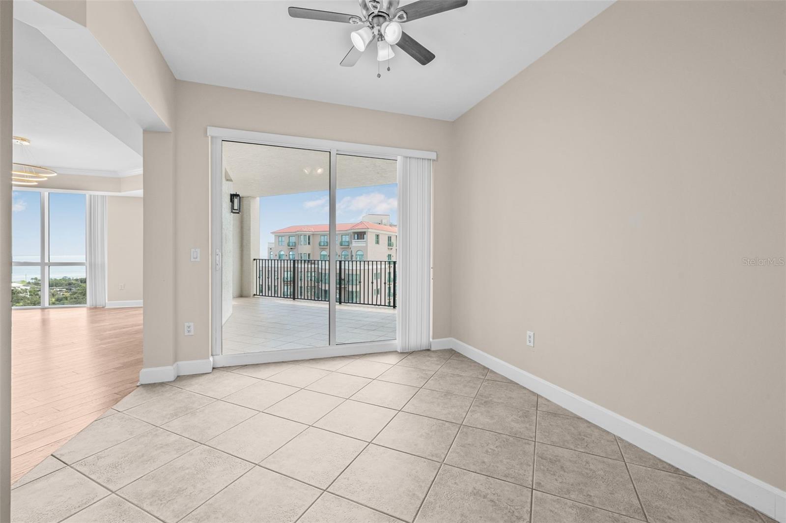 PARKSHORE PLAZA CONDO - Residential Lease