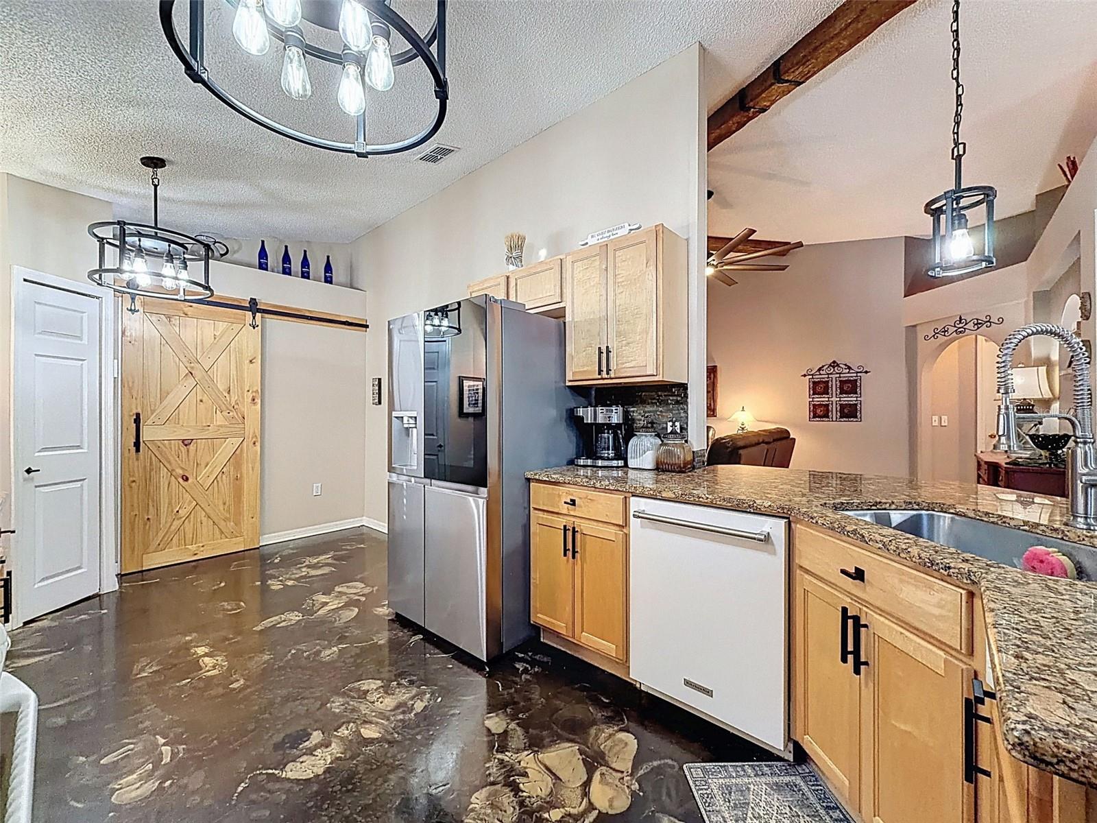 ABERDEEN PH 02 - Residential