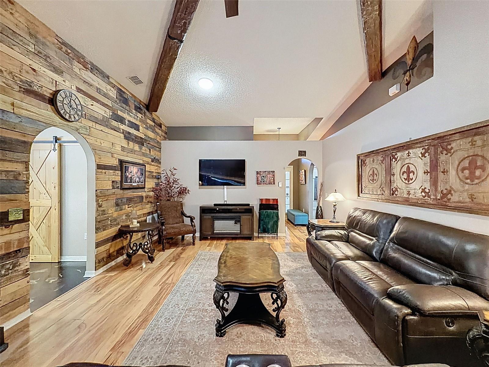 ABERDEEN PH 02 - Residential