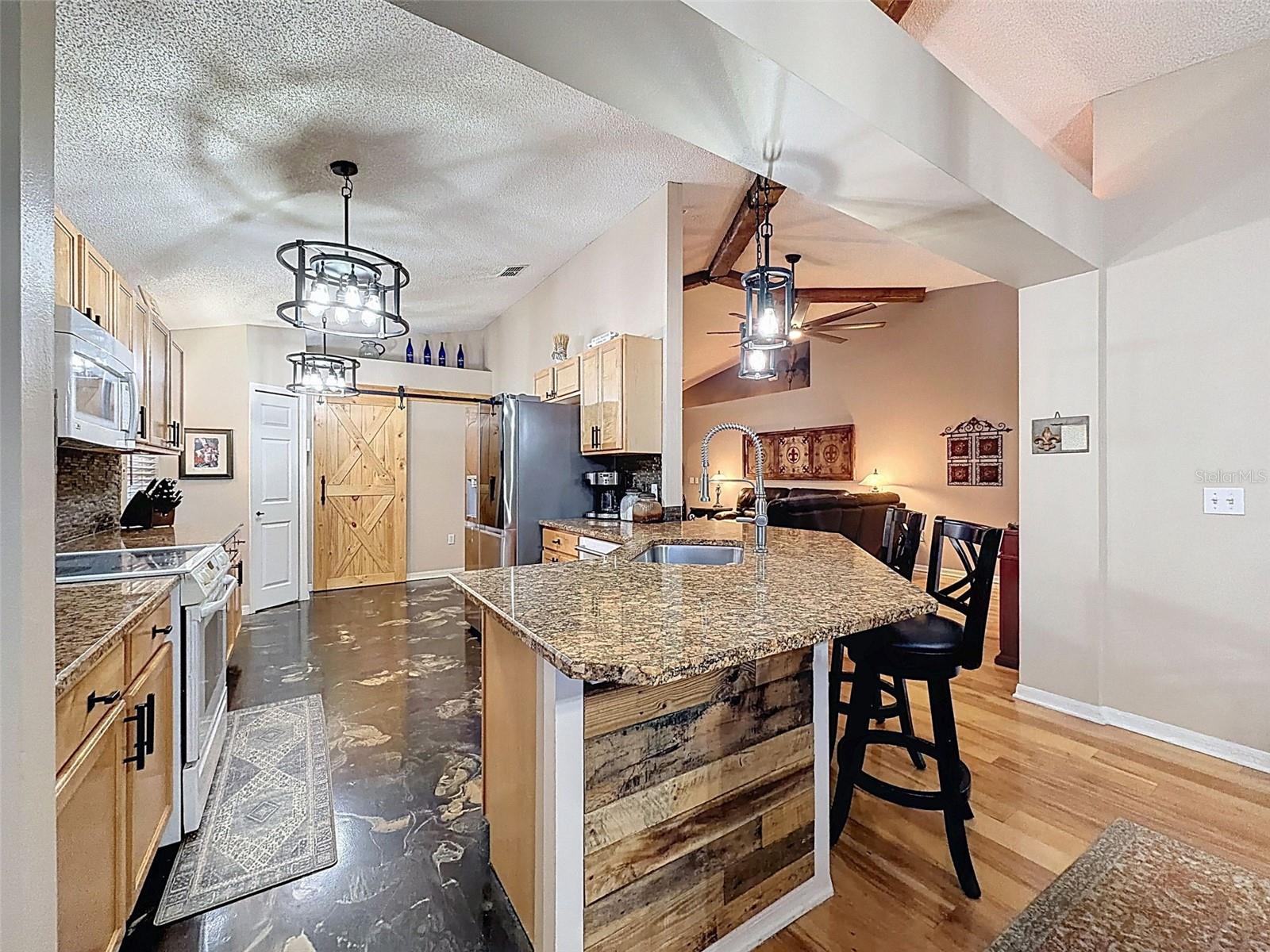 ABERDEEN PH 02 - Residential