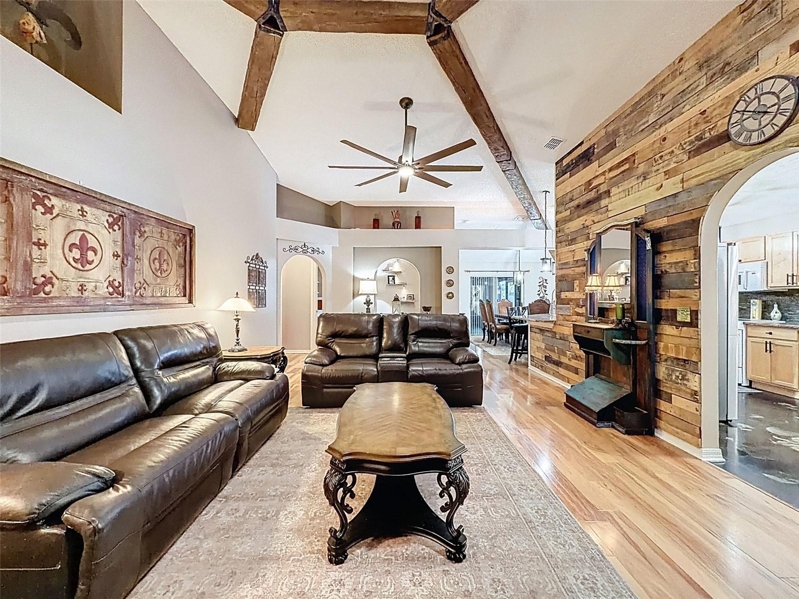 ABERDEEN PH 02 - Residential