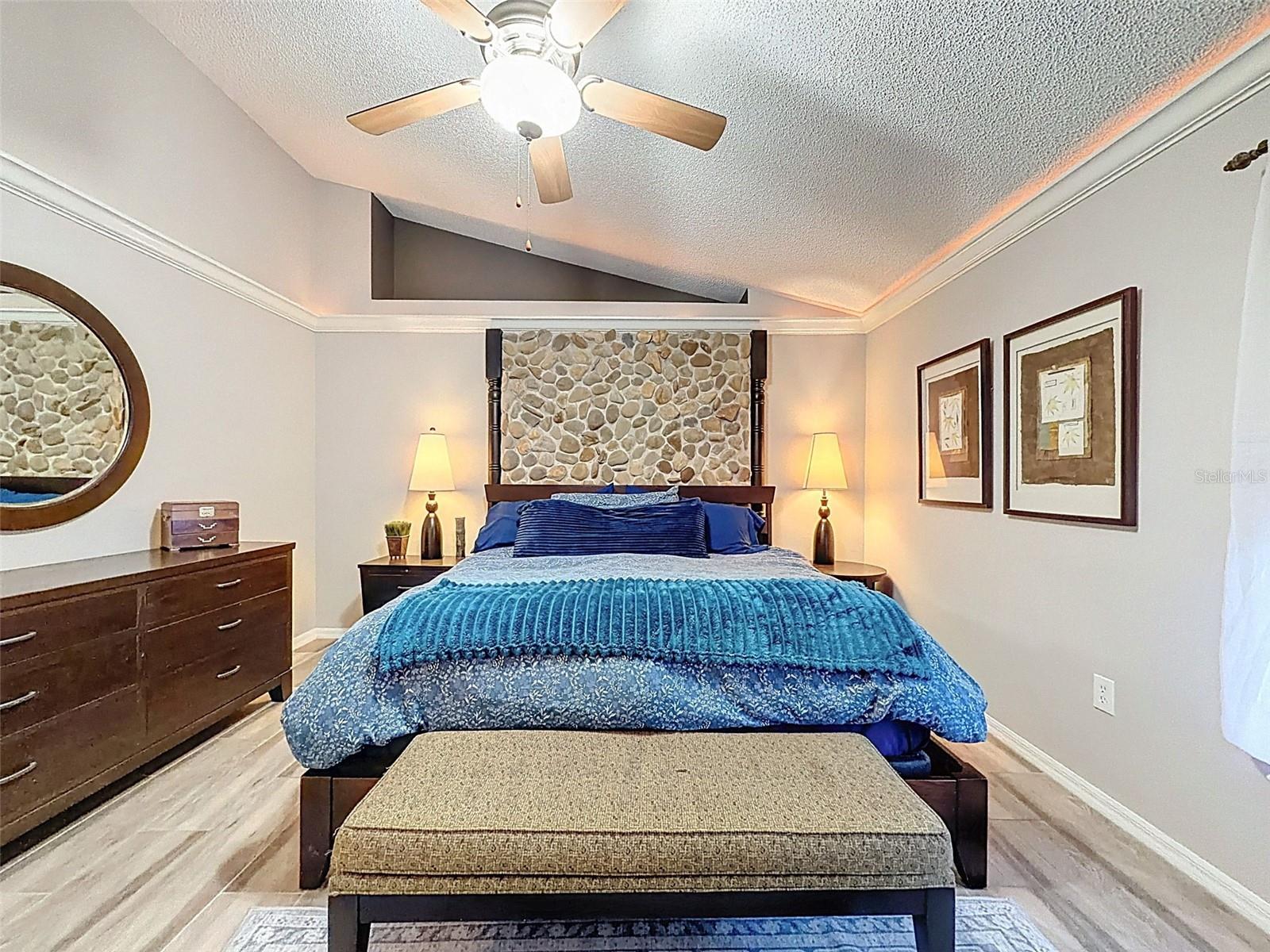 ABERDEEN PH 02 - Residential