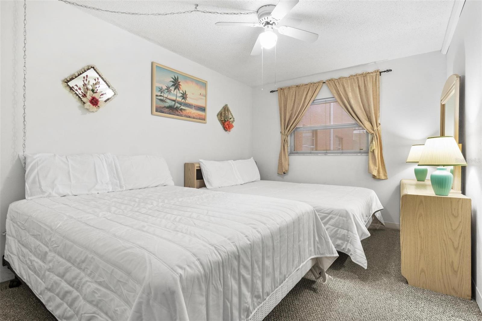 HOLIDAY VILLAS 3 - Residential