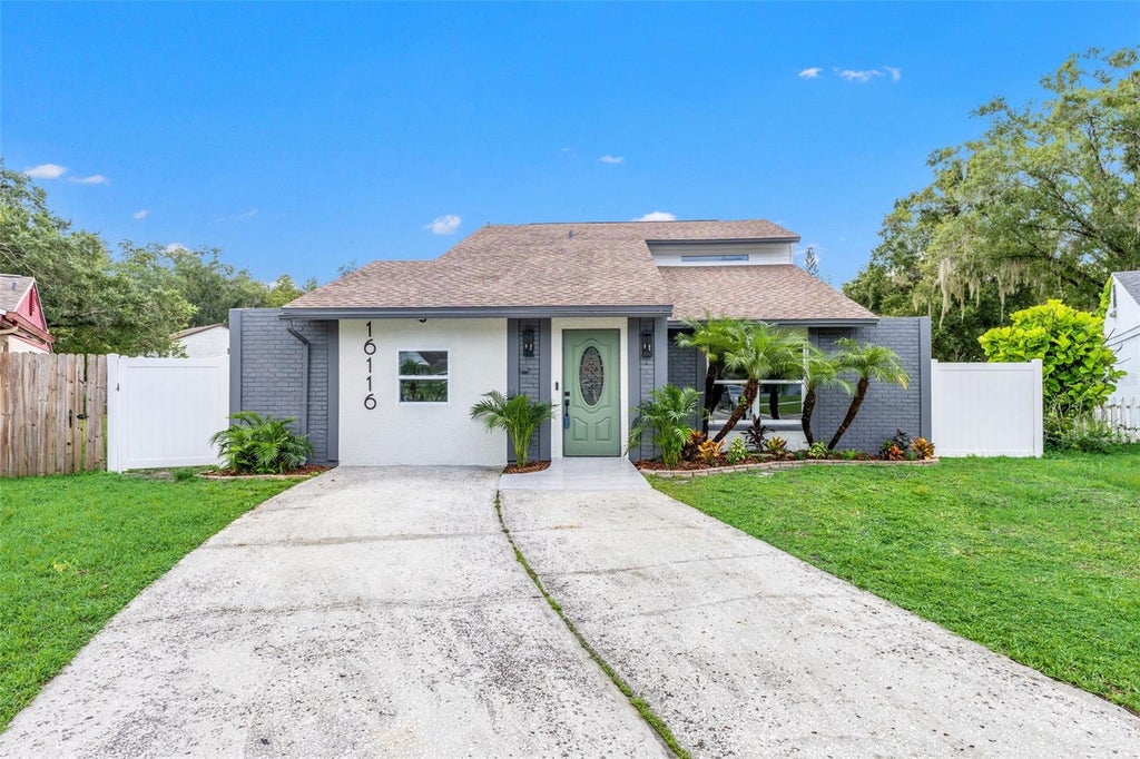 Photo of 16116 Sandcrest Way, Tampa, FL 33618 (MLS # TB8552065)