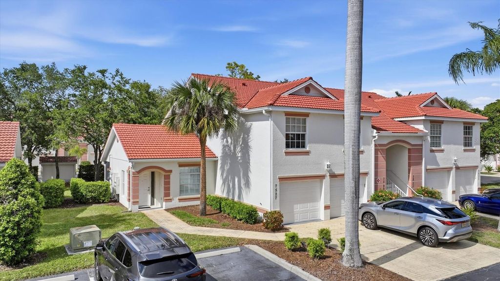 Photo of 7527 Marsh Orchid Circle, Bradenton, FL 34203 (MLS # A4691177)