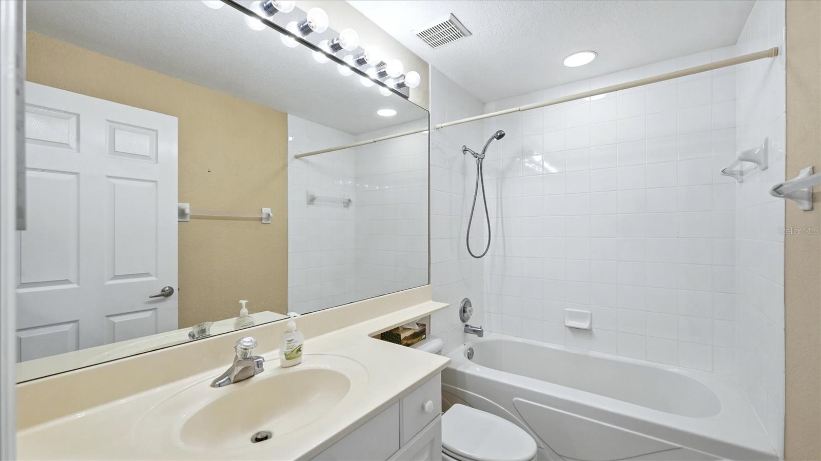 ORCHID COVE - Residential