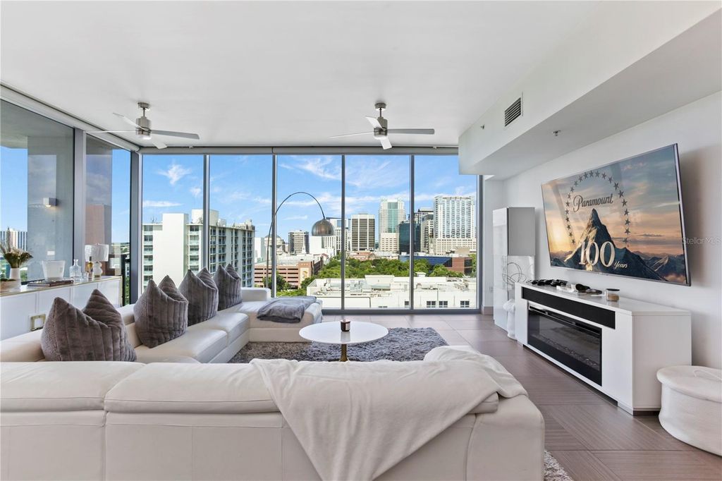 Photo of 260 S Osceola Avenue #1106, Orlando, FL 32801 (MLS # O6396708)