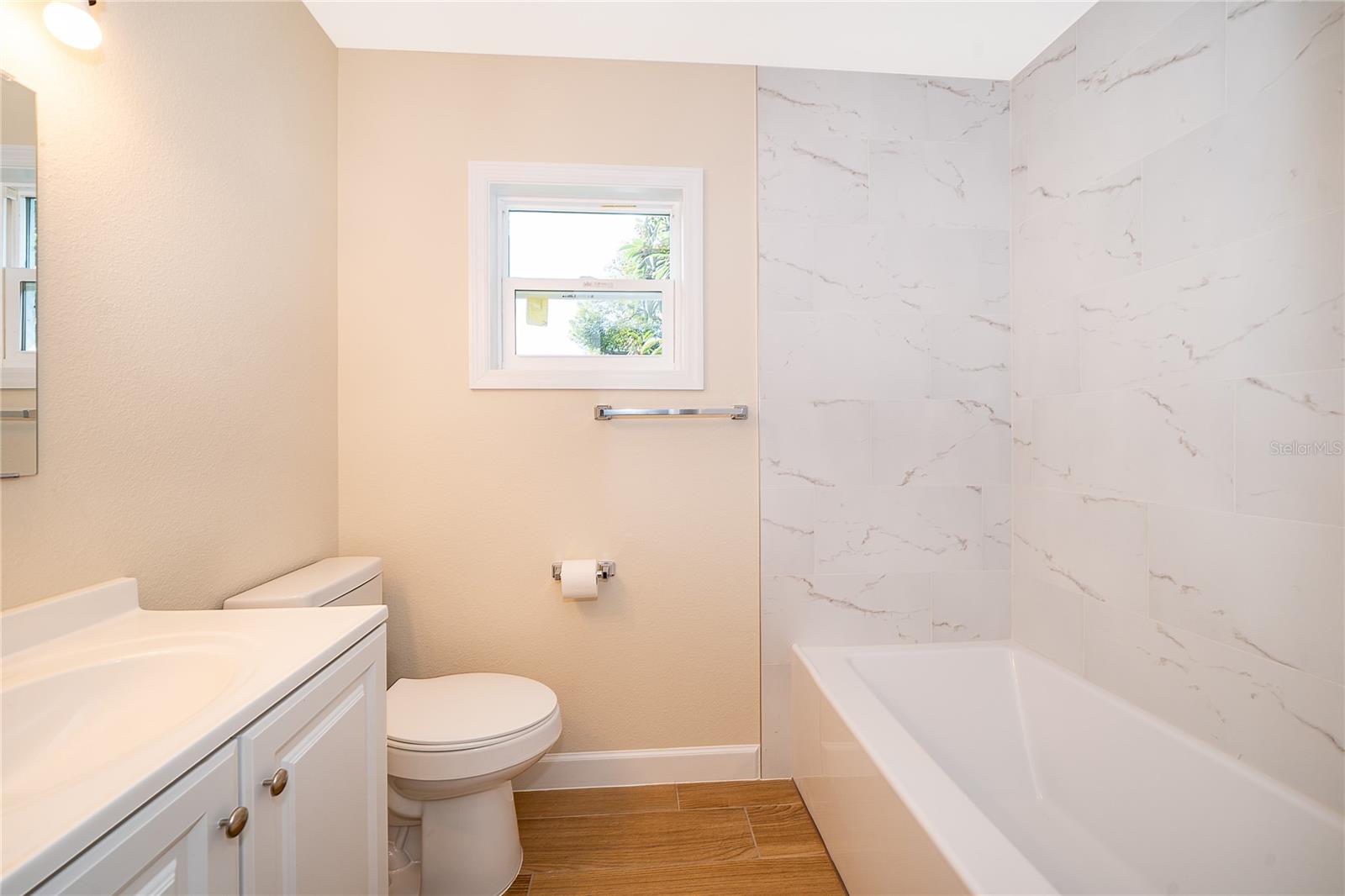 LAKE HARRIET ESTATES - Residential