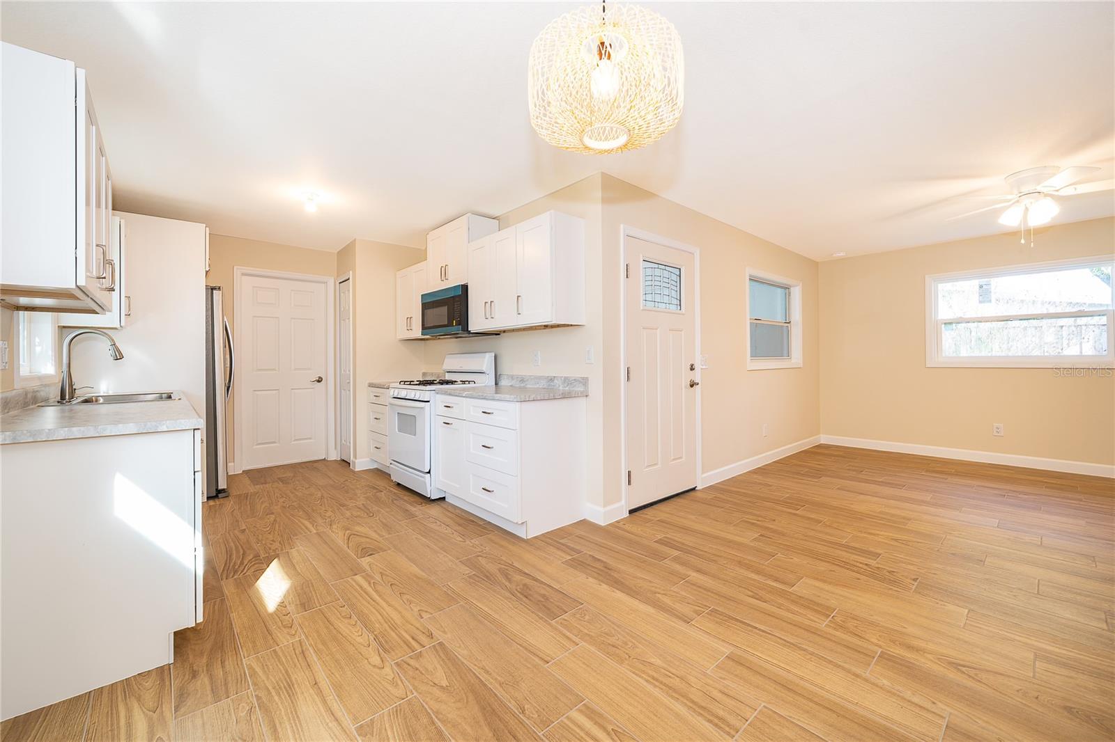 LAKE HARRIET ESTATES - Residential