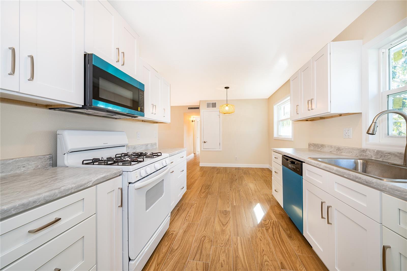 LAKE HARRIET ESTATES - Residential