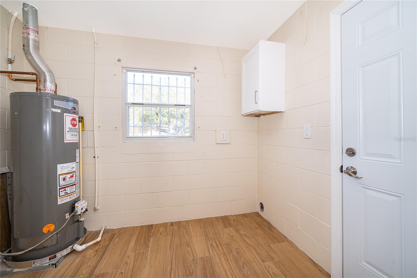 LAKE HARRIET ESTATES - Residential