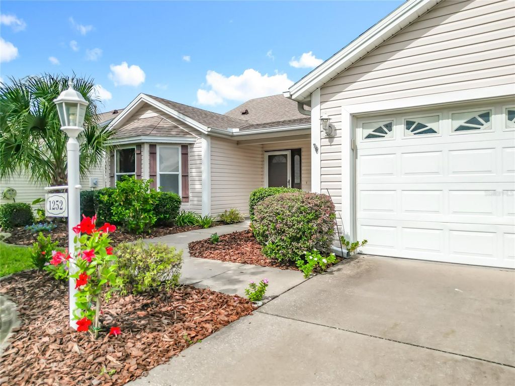 Photo of 1252 Weaton Court, The Villages, FL 32162 (MLS # O6346255)