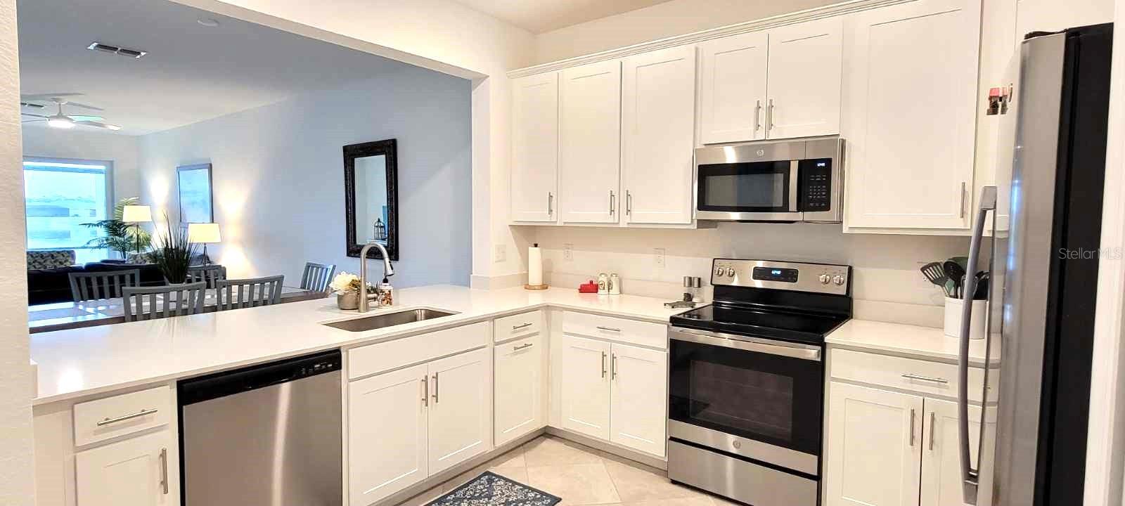 COCO BAY - Residential Lease