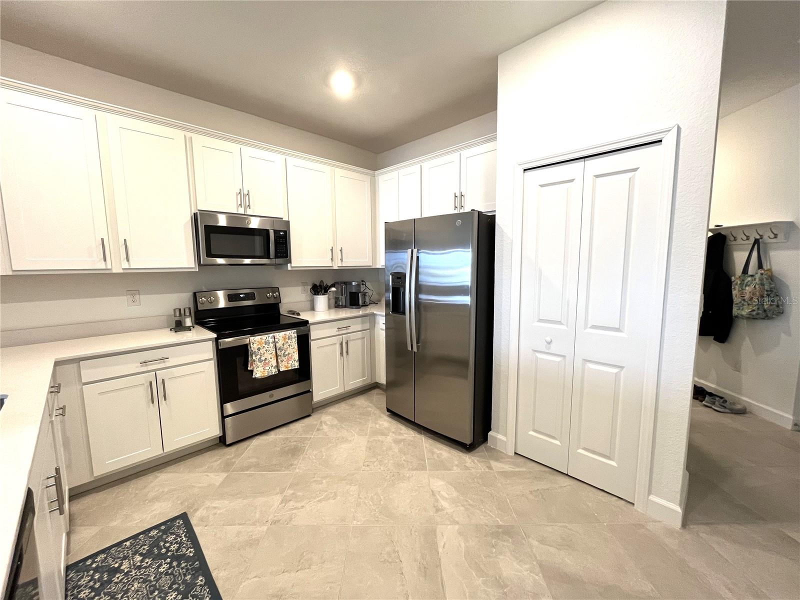 COCO BAY - Residential Lease
