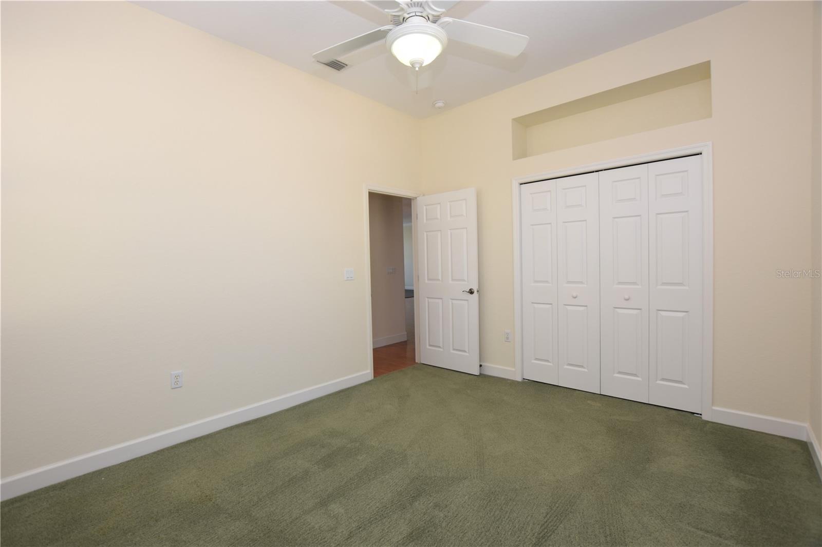 FAIRWAY OAKS FIRST ADD - Residential Lease