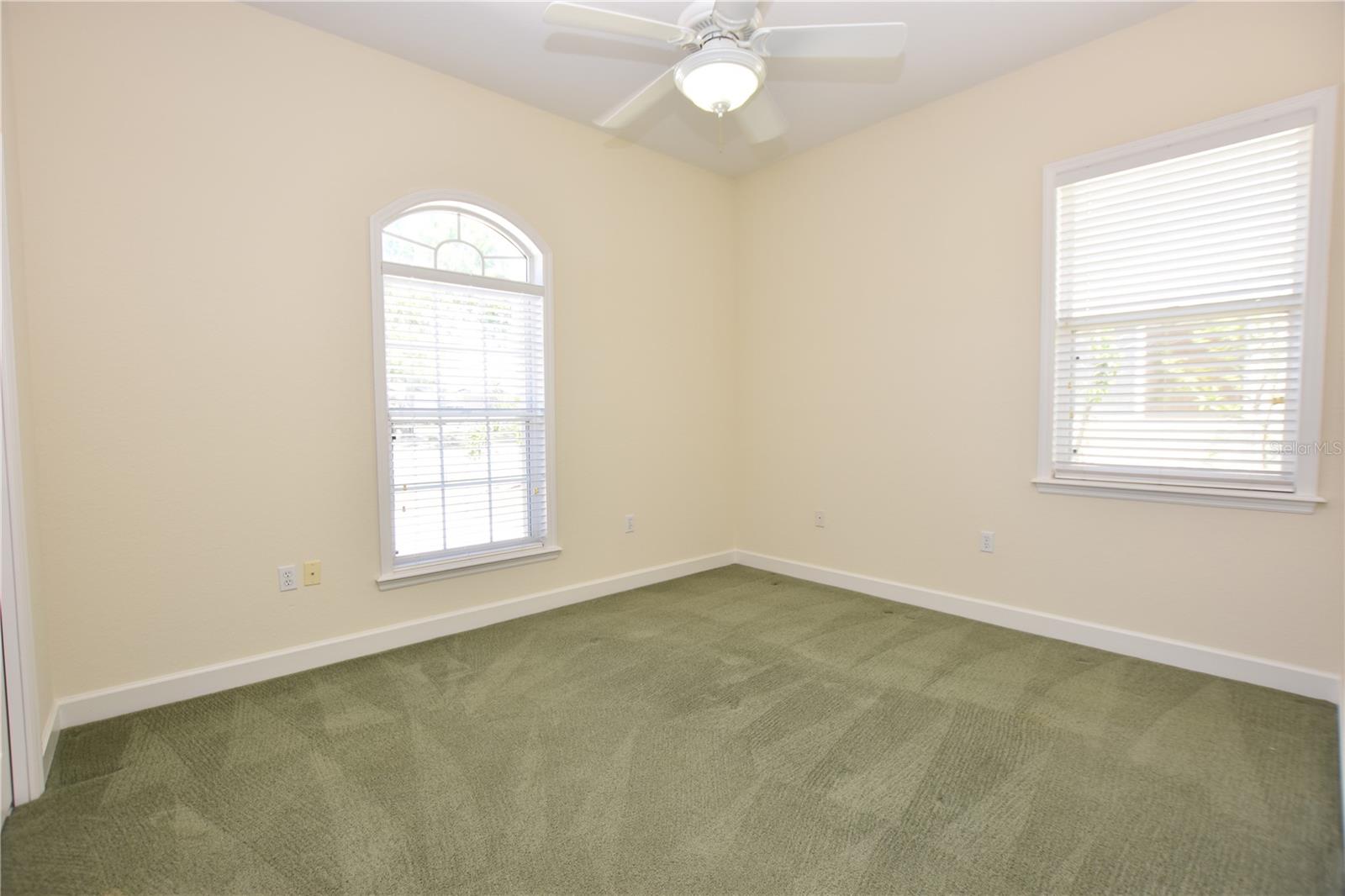 FAIRWAY OAKS FIRST ADD - Residential Lease