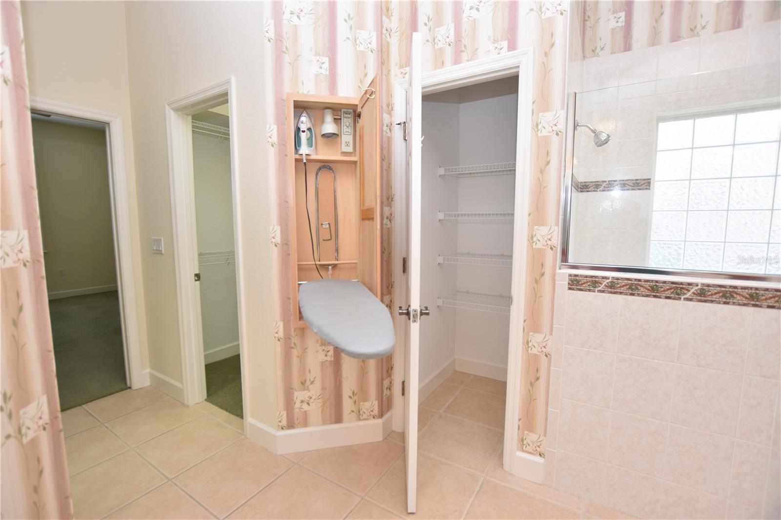 FAIRWAY OAKS FIRST ADD - Residential Lease