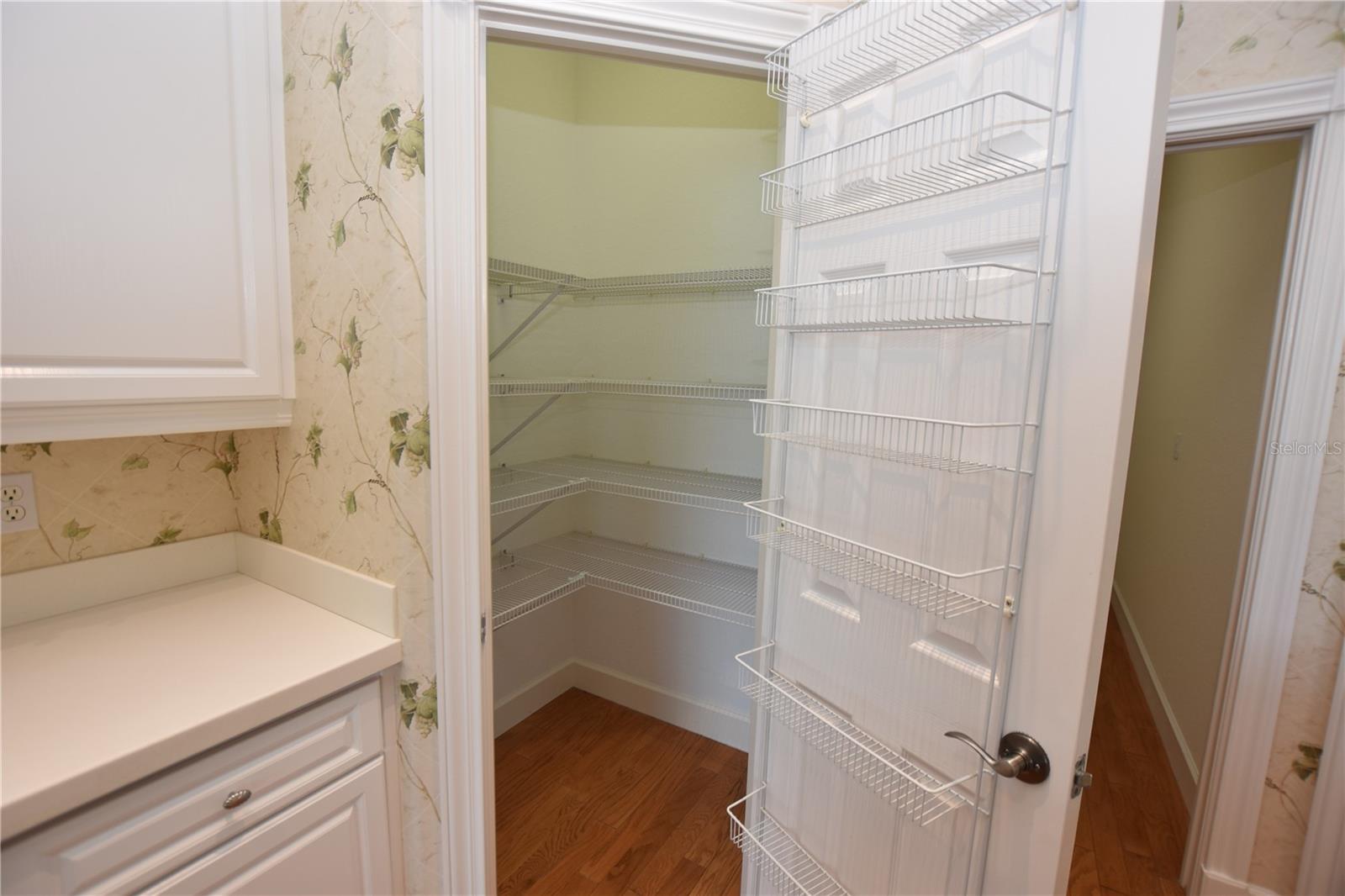 FAIRWAY OAKS FIRST ADD - Residential Lease