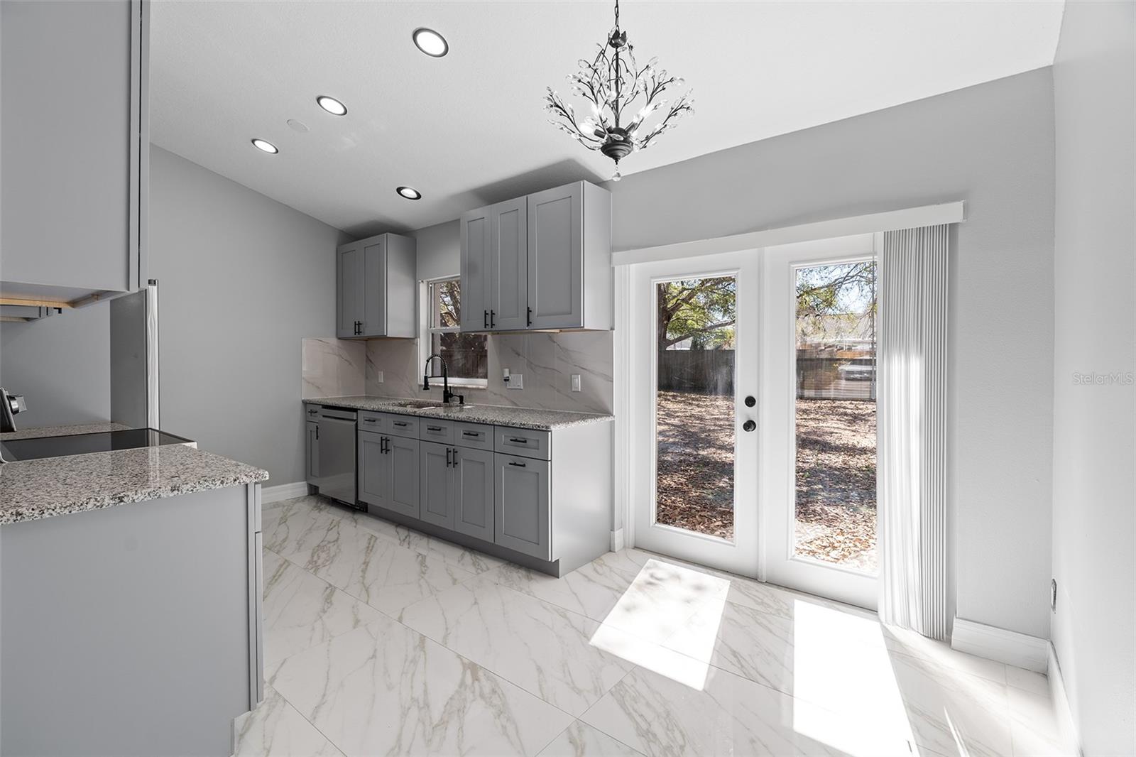 REAGANS RUN - Residential