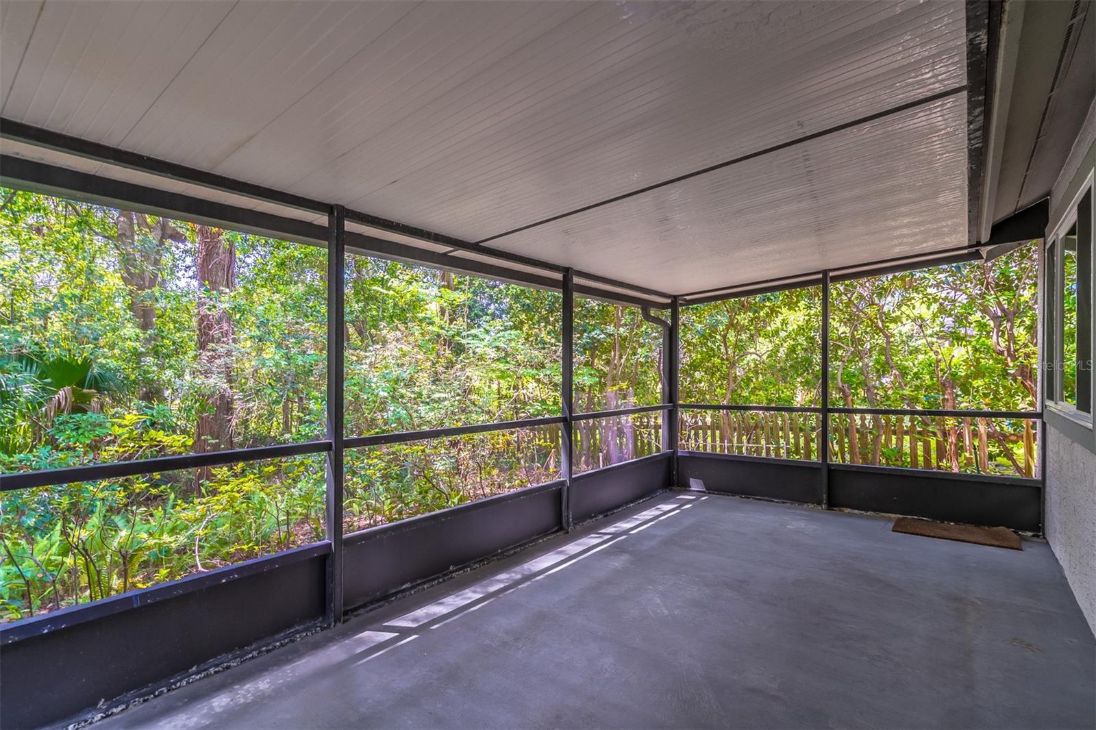 COUNTRY CREEK SOUTHRIDGE AT - Residential