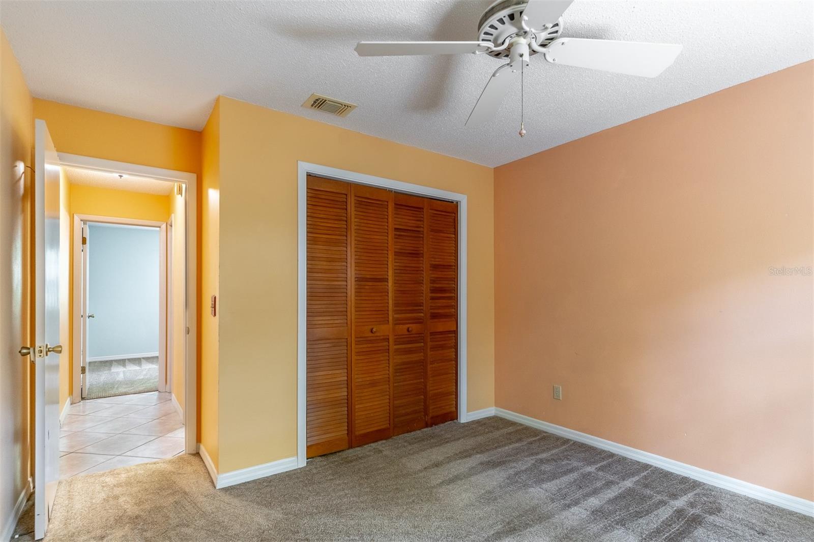 COUNTRY CREEK SOUTHRIDGE AT - Residential