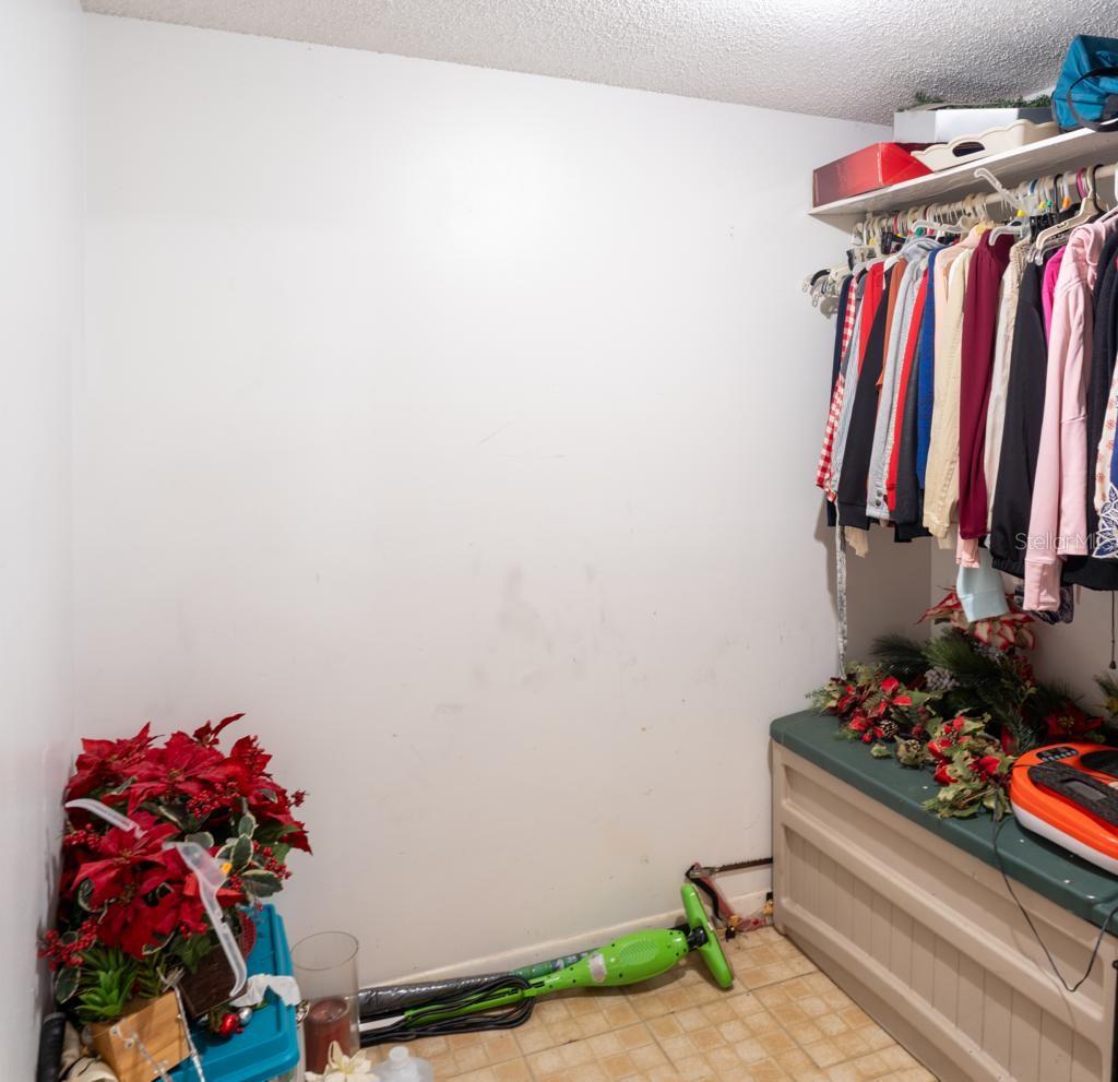 ORANGE BLOSSOM TERRACE FIRST ADD - Residential