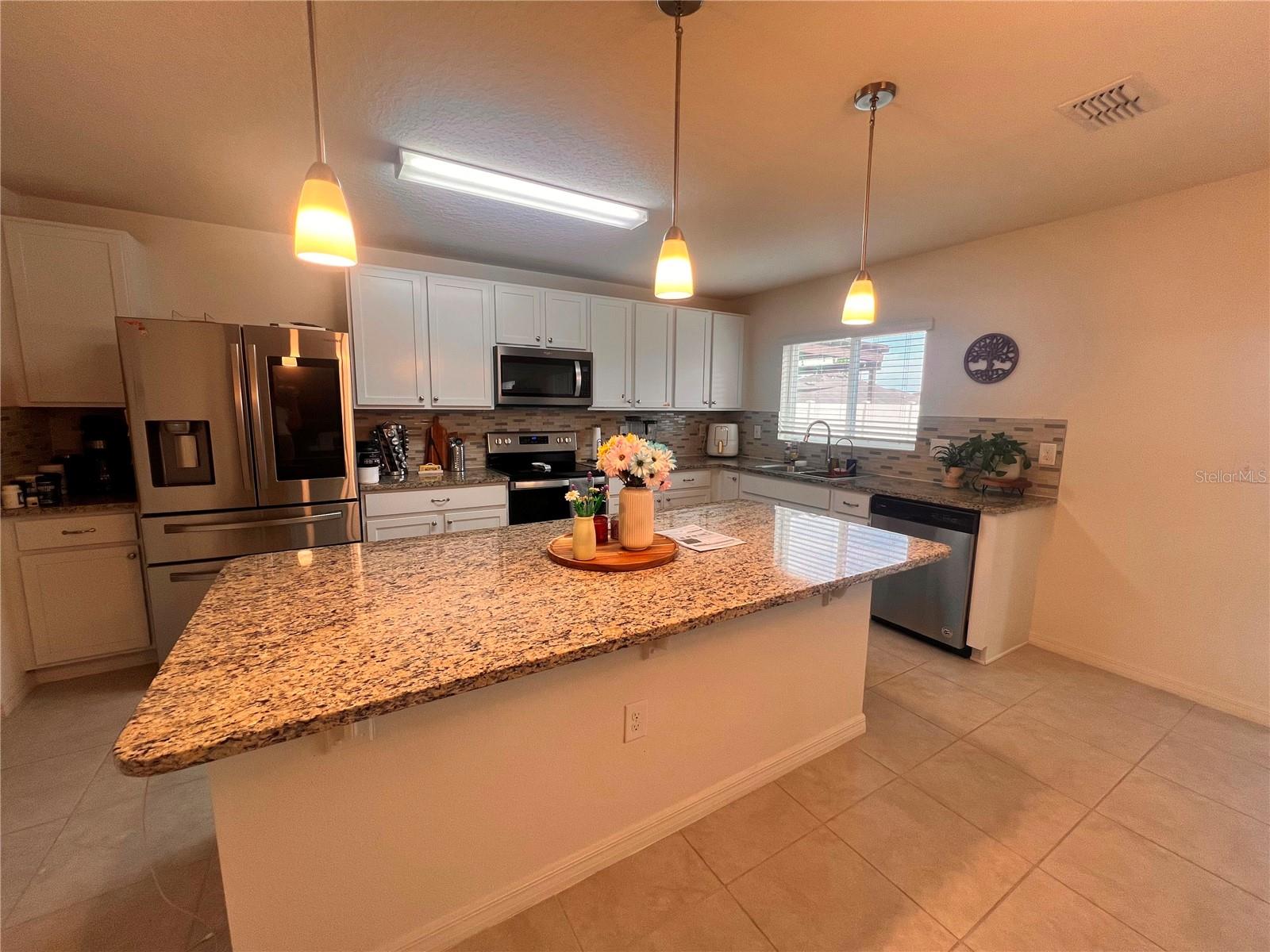 3209 EAGLE HAMMOCK CIRCLE