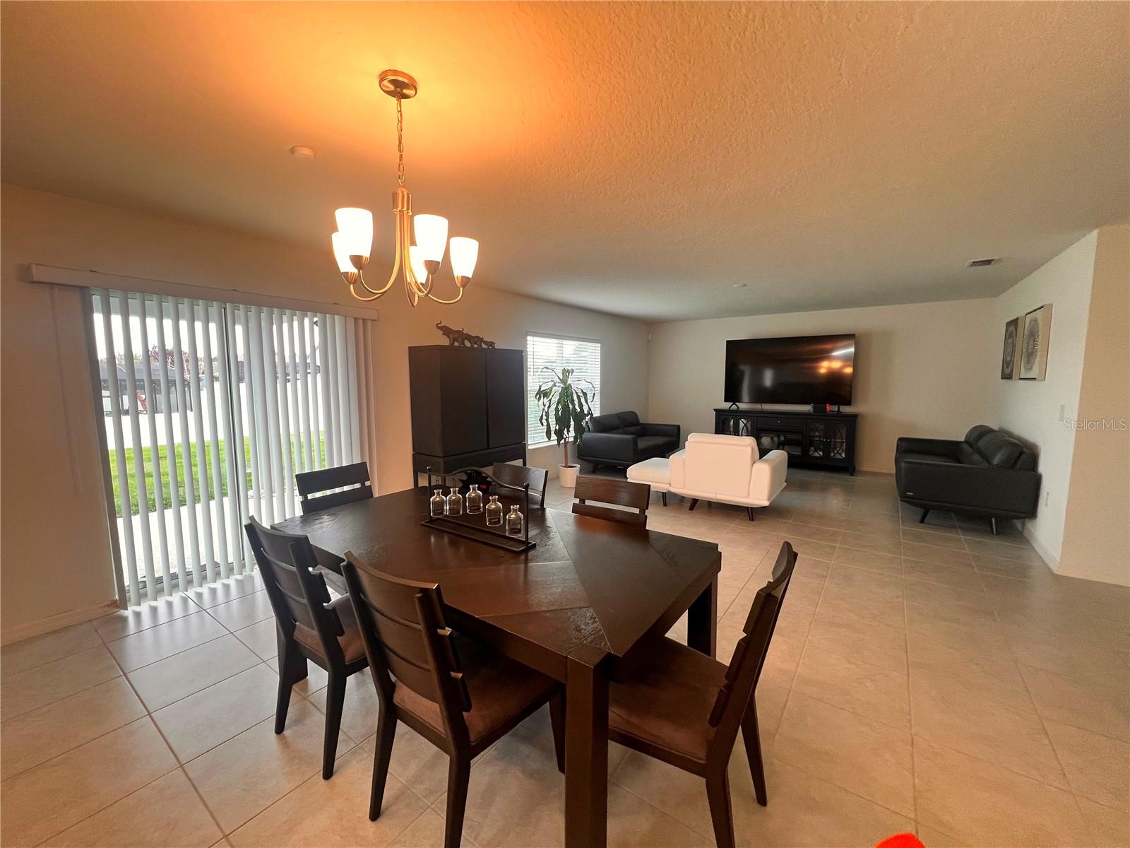 3209 EAGLE HAMMOCK CIRCLE