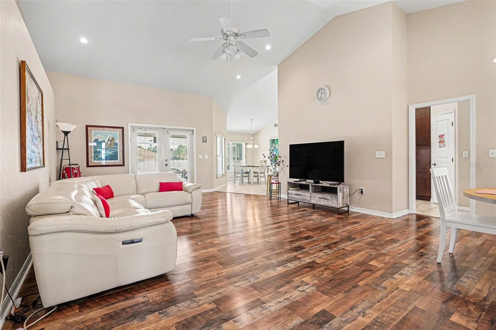SHADDOCK ESTATES - Residential