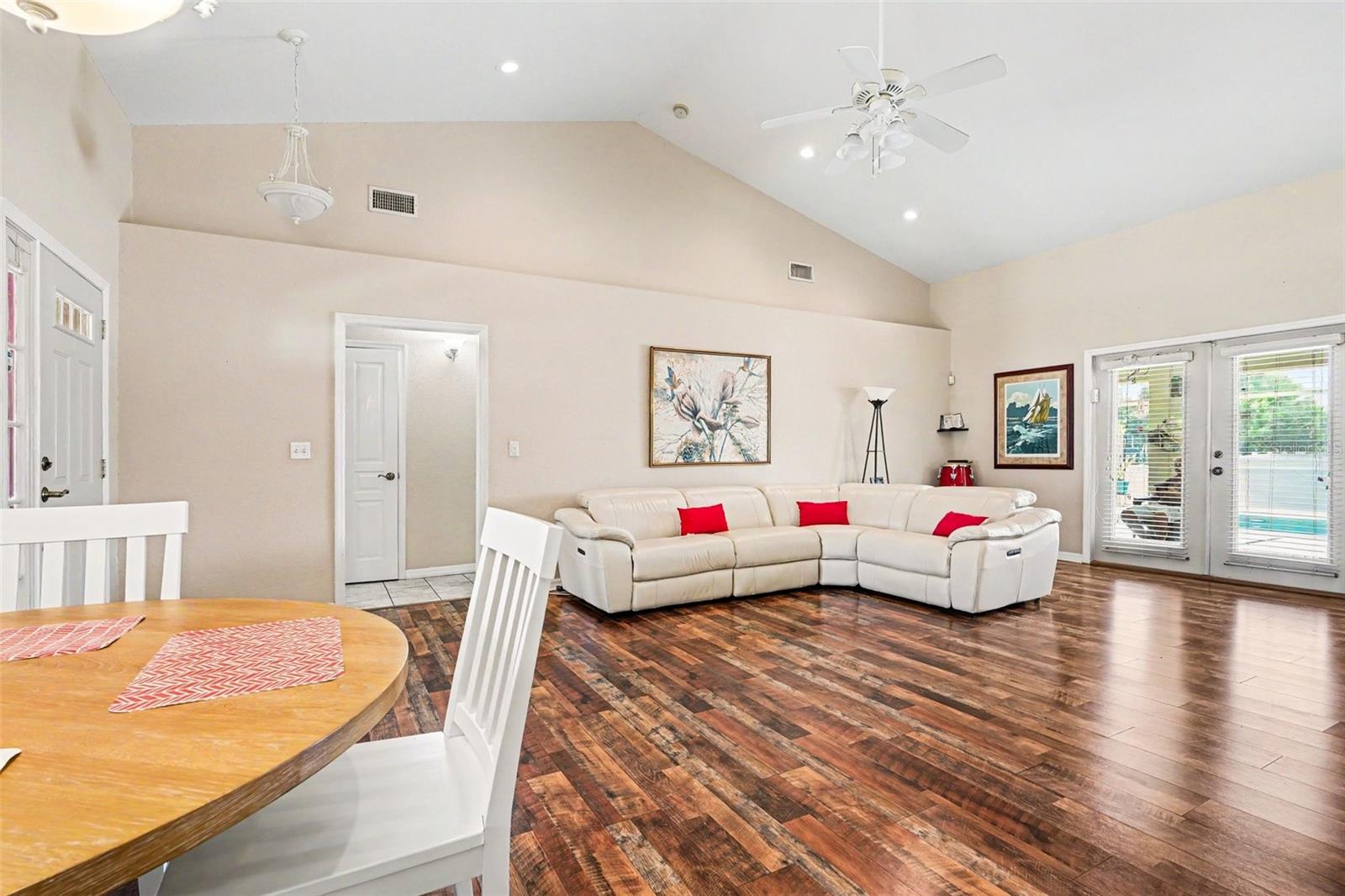 SHADDOCK ESTATES - Residential