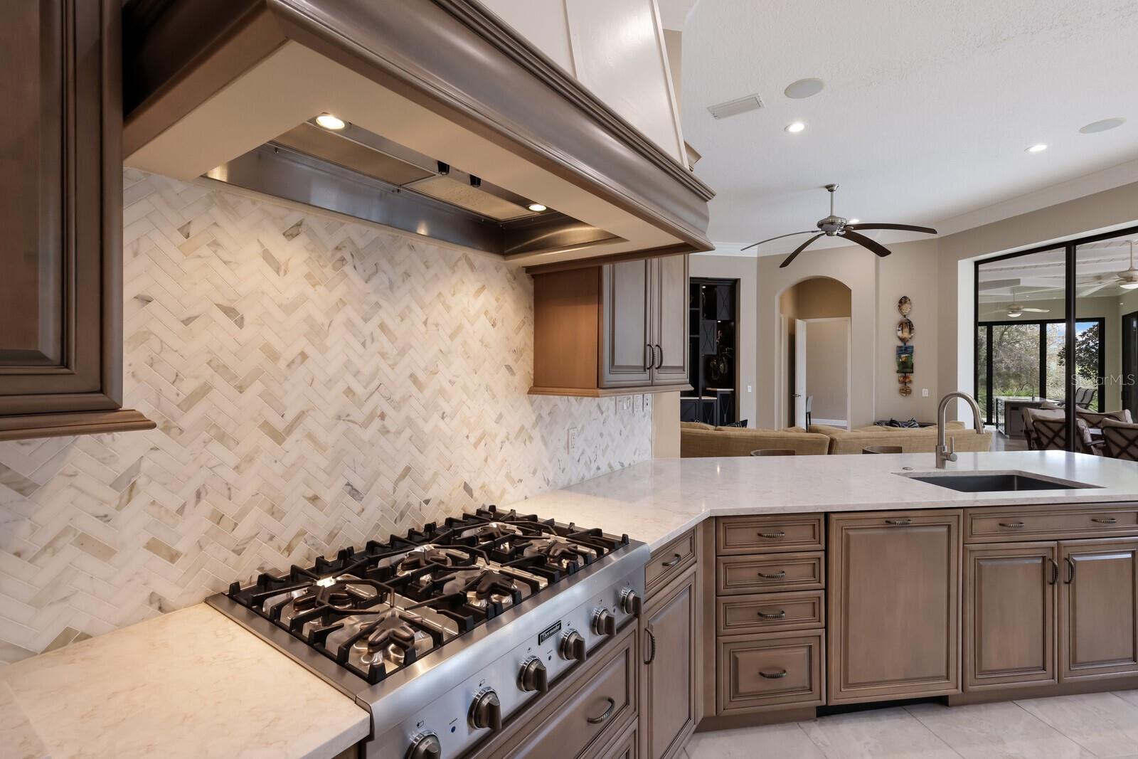 LAKE CLUB PH I - Residential