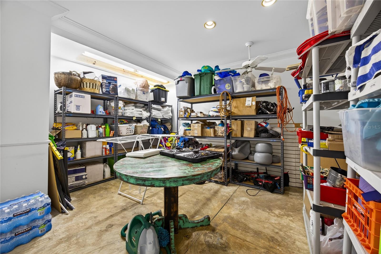 DAY TERMINALS - Business Opportunity