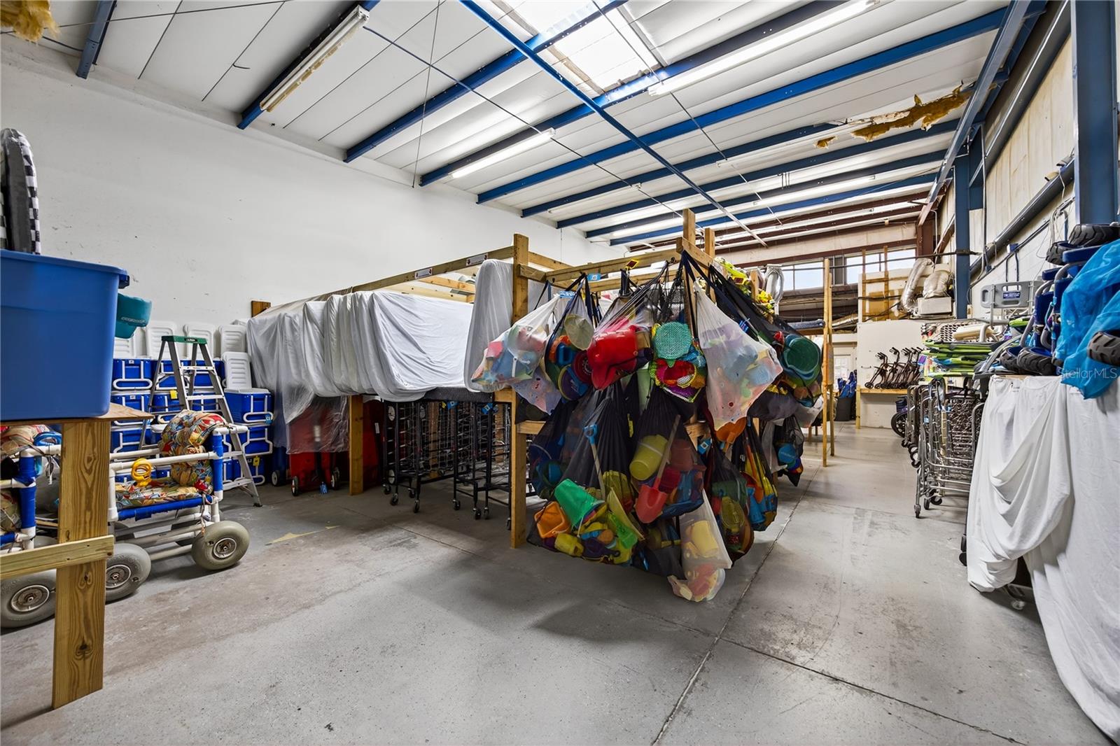 DAY TERMINALS - Business Opportunity