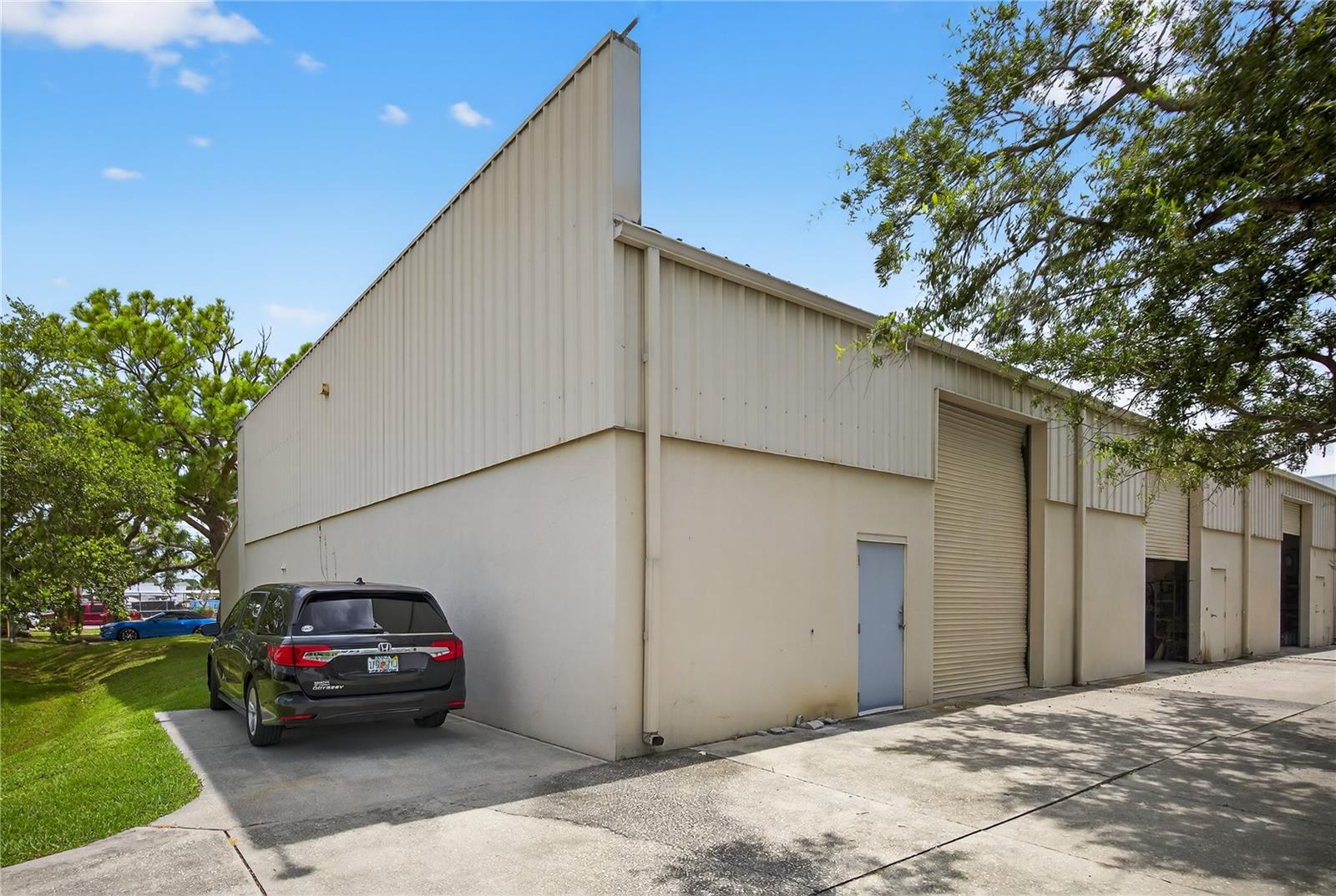 DAY TERMINALS - Business Opportunity