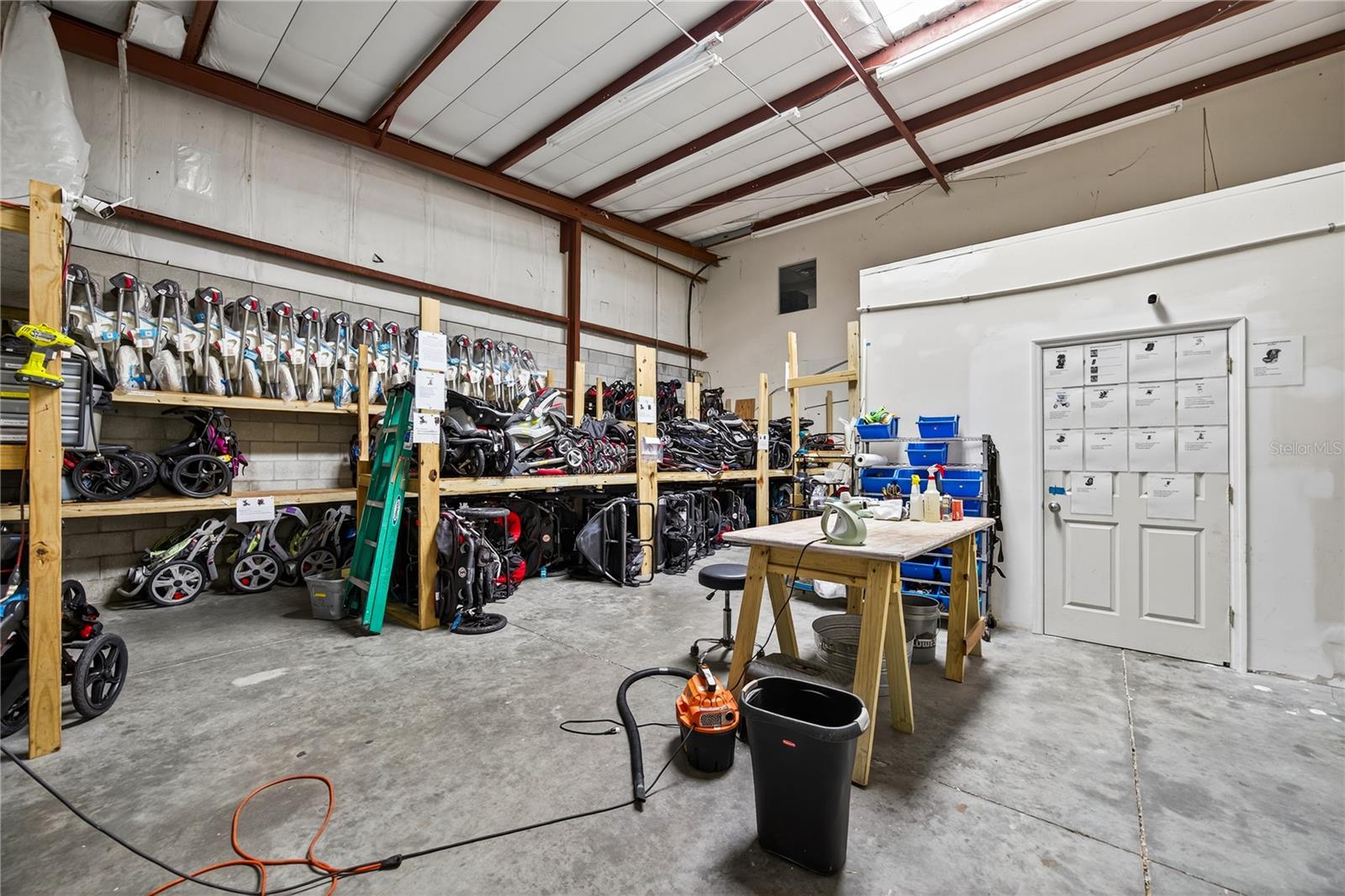 DAY TERMINALS - Business Opportunity