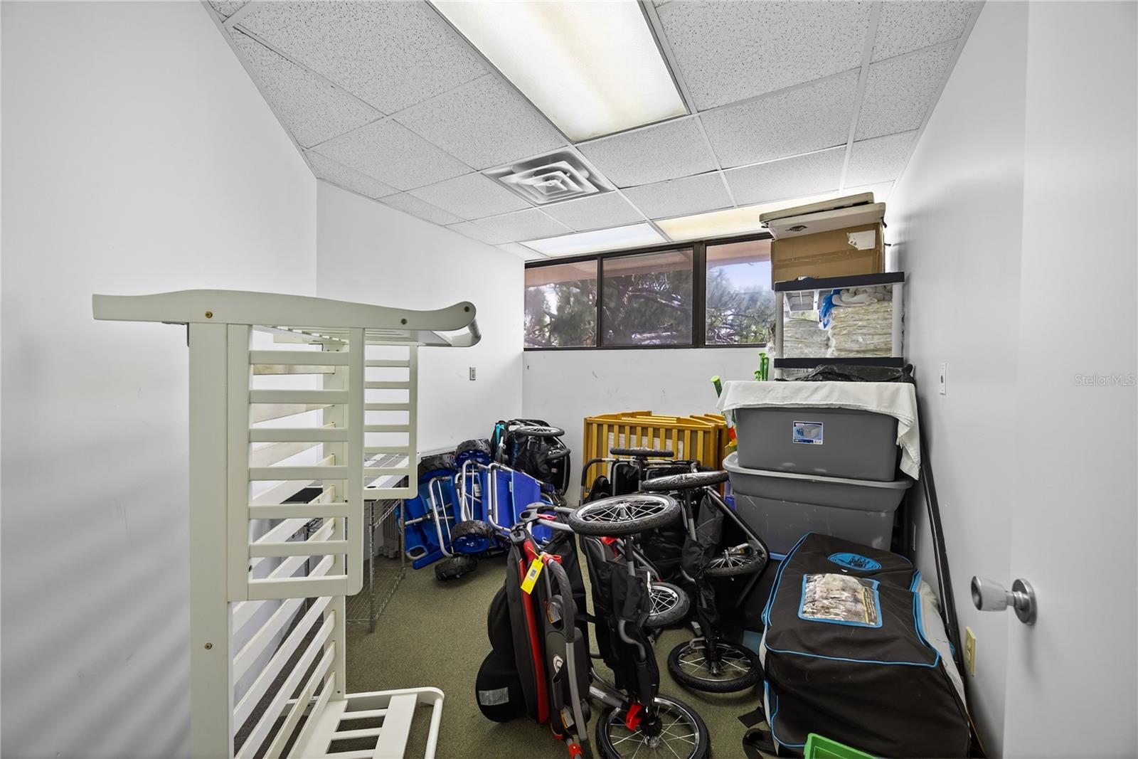 DAY TERMINALS - Business Opportunity