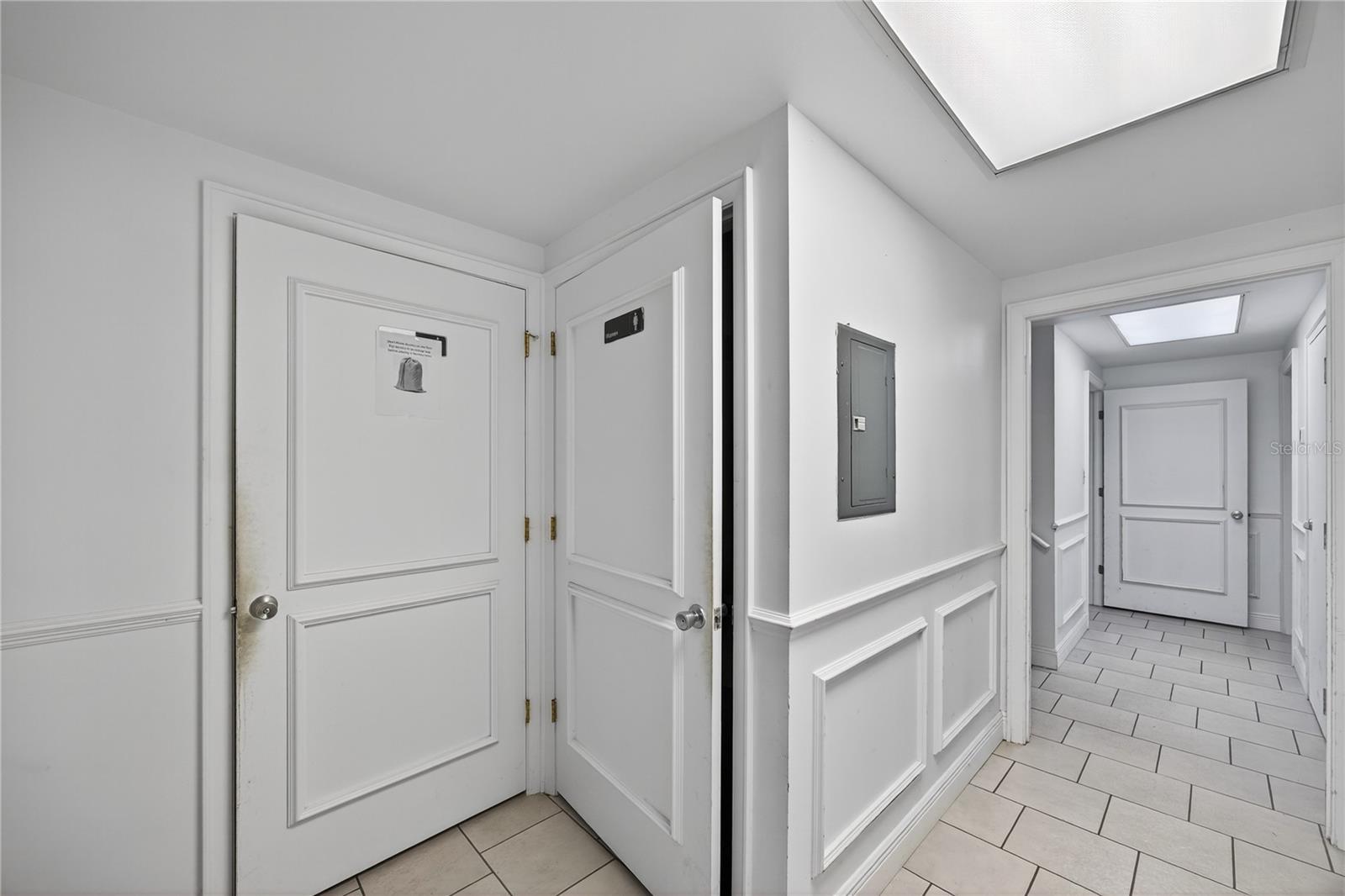 DAY TERMINALS - Business Opportunity