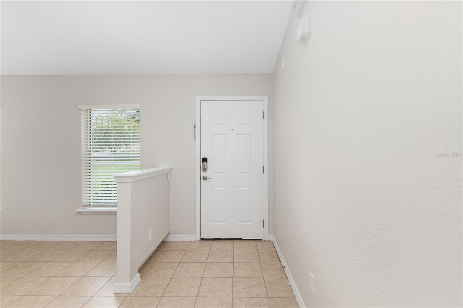 BORDERING OAKS - Residential Lease